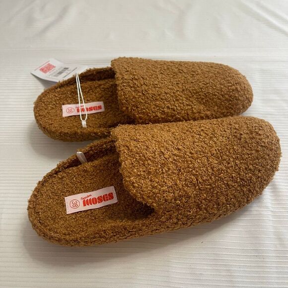 NWT Freedom Moses Kush Caramel Slippers Size 7 New - Picture 1 of 8